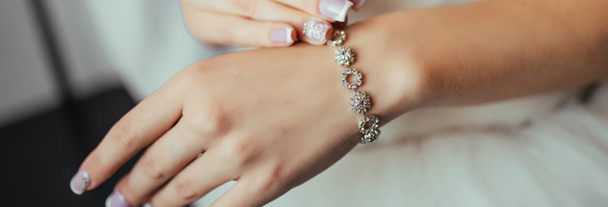 Offrir des bijoux bracelets pour Femme
